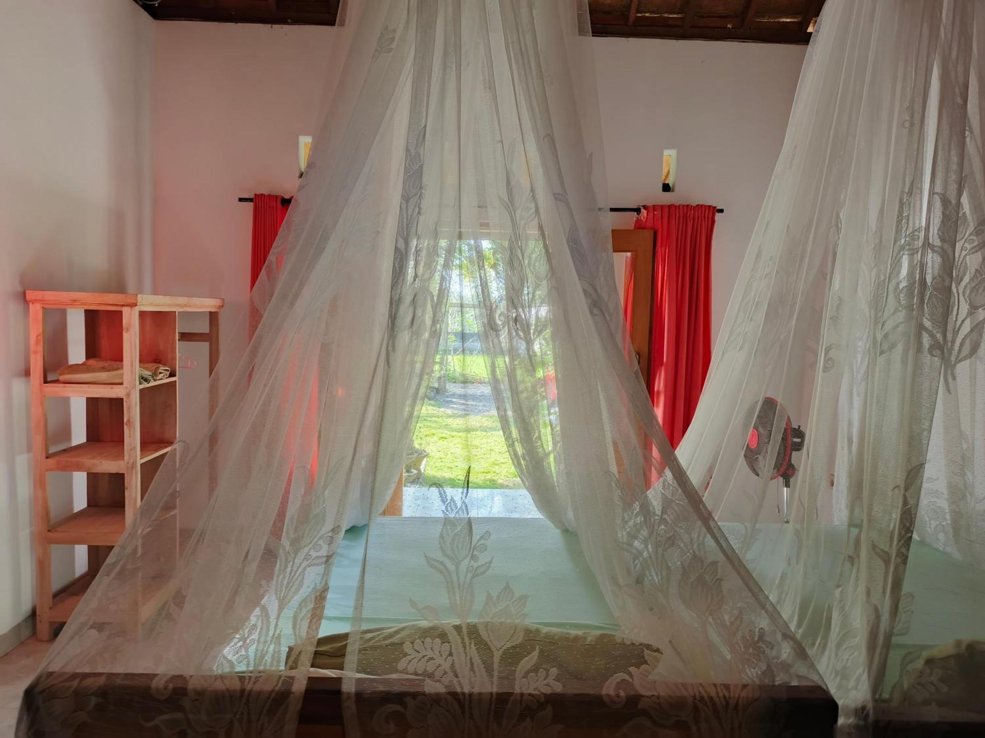 Friend House Stay & Surf Airsatang Экстерьер фото