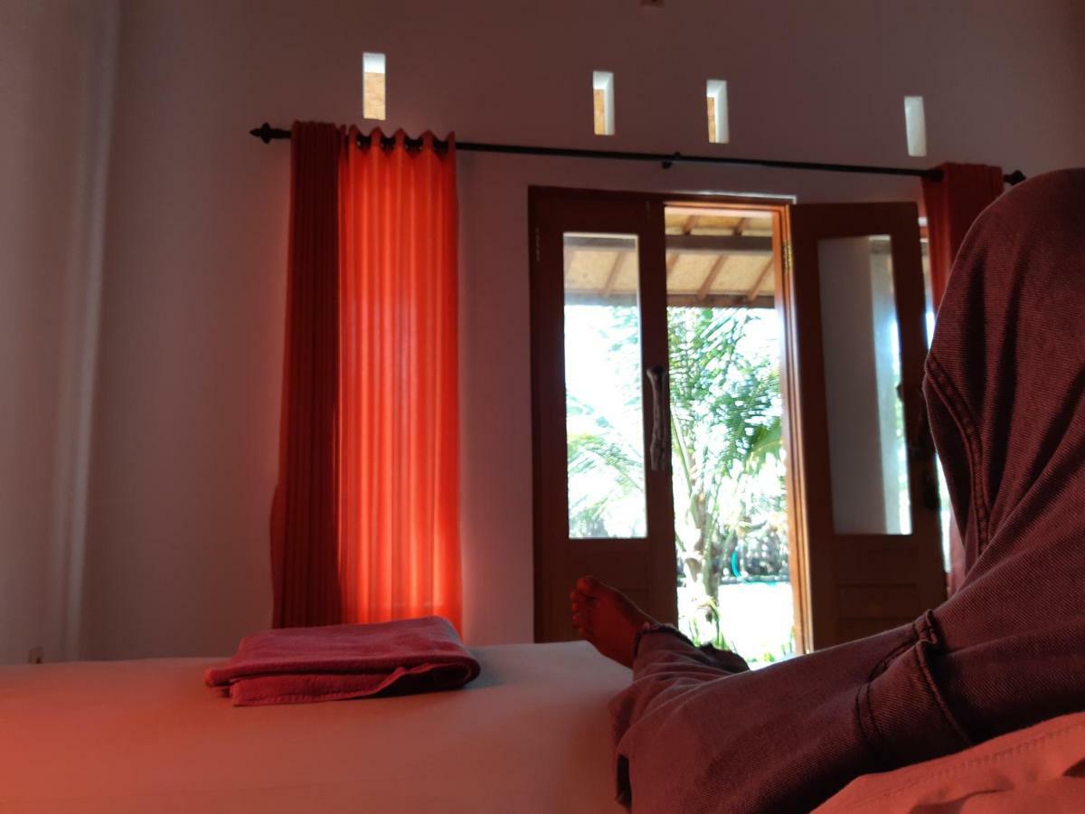 Friend House Stay & Surf Airsatang Экстерьер фото