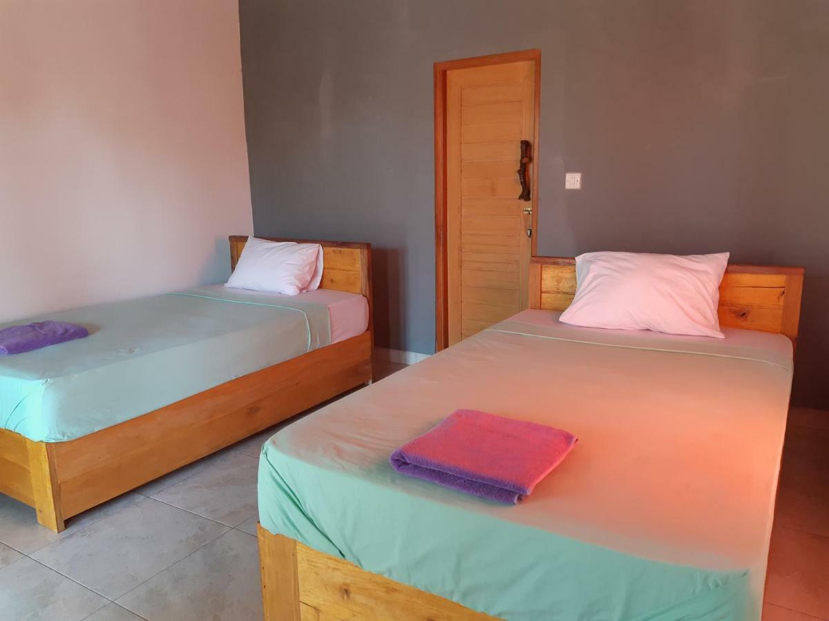 Friend House Stay & Surf Airsatang Экстерьер фото